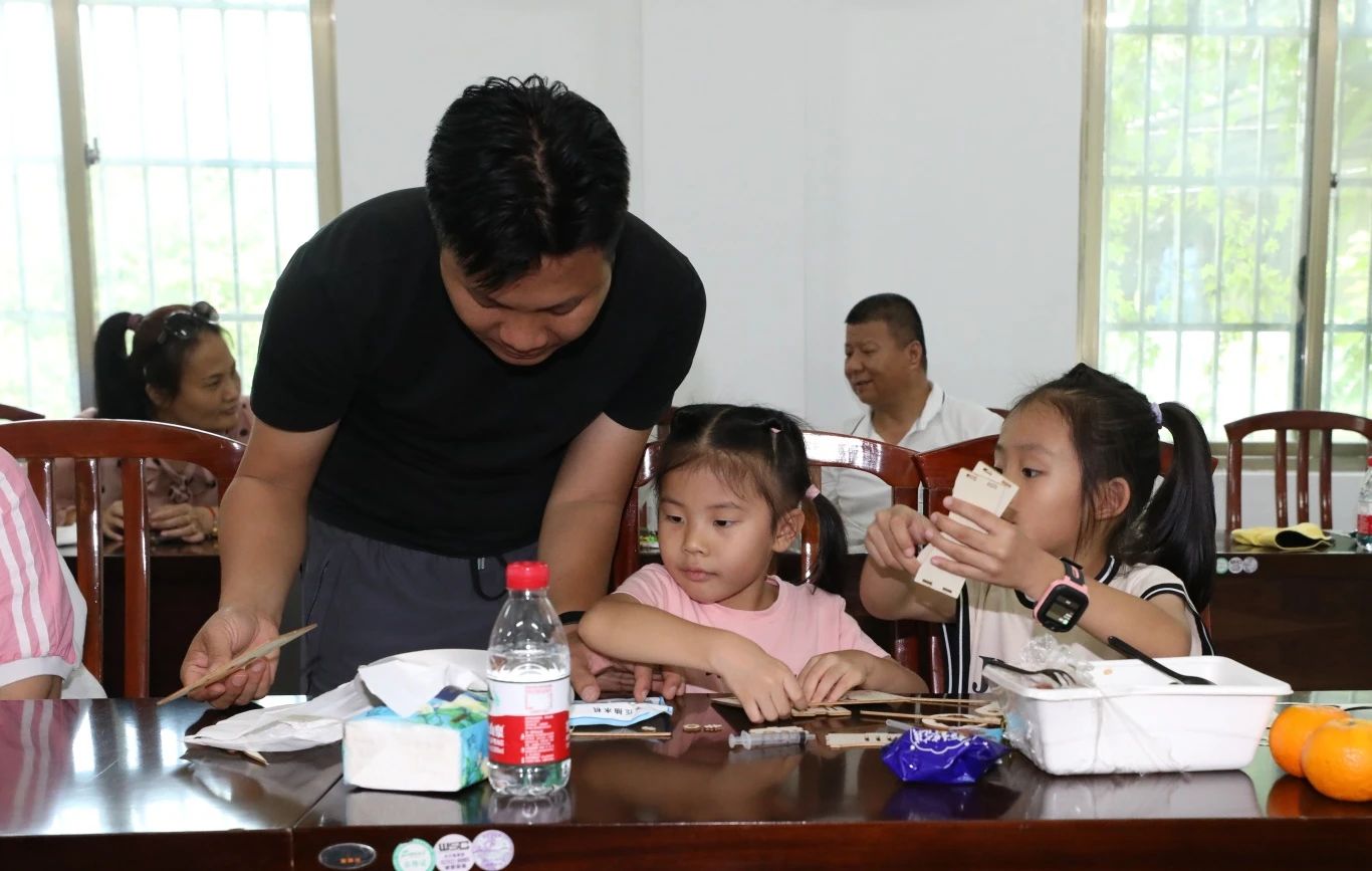 和諧家園 共享快樂   海南礦業(yè)開展“515復(fù)星家庭日”活動(dòng)6.jpg