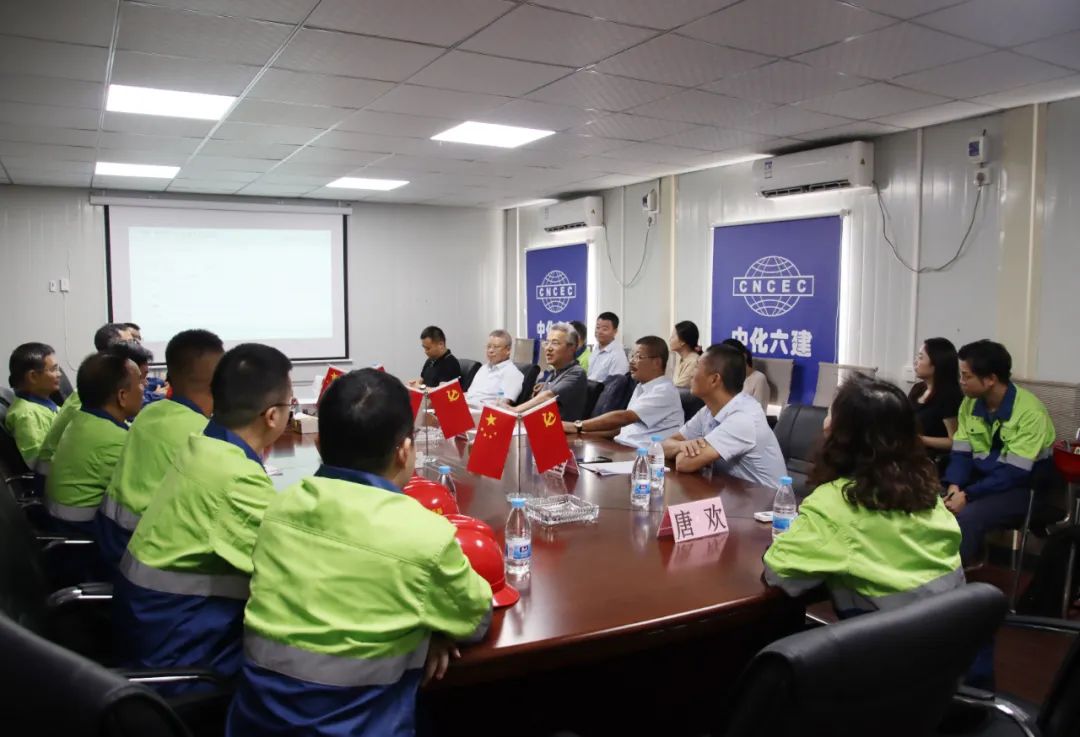 復(fù)星國際執(zhí)行總裁潘東輝到訪海南礦業(yè)調(diào)研重點(diǎn)項(xiàng)目建設(shè)